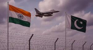 পাকিস্তানের সংঘর্ষে বিমানটি ভূপাতিত হয়েছে বলে জানিয়েছেন ভারতের প্রতিরক্ষা প্রধান।