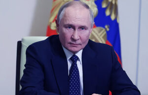 তিন বছরের যুদ্ধের পর ইউক্রেনের সাথে সরাসরি শান্তি আলোচনার প্রস্তাব পুতিনের