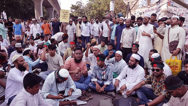 Shahbagh Blockade Continues