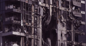 ইসরায়েলে ইরানের ক্ষেপণাস্ত্র হামলায় ৩ জন নিহত