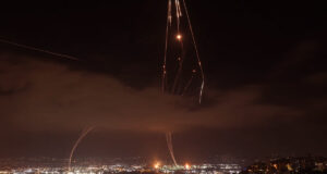 ইসরায়েলের তেল আবিব, হাইফায় ইরানি ক্ষেপণাস্ত্র আঘাত হেনেছে