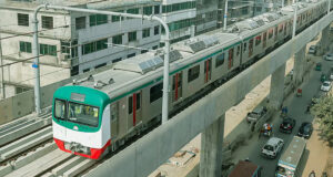 মেট্রো রেলের যাত্রীদের মাস্ক পরার নির্দেশ