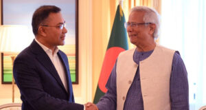 মুহাম্মদ ইউনূস-তারিক-ই-রহমান সভা শুরু