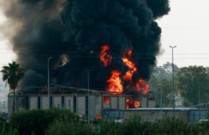 পঞ্চম দিনে বিমান যুদ্ধ, ইসরায়েল-ইরান বাণিজ্যে ধাক্কা