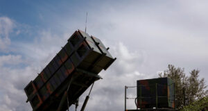 ট্রাম্প বলেছেন, যুক্তরাষ্ট্র ইউক্রেনকে প্যাট্রিয়ট বিমান প্রতিরক্ষা ব্যবস্থা পাঠাবে