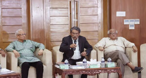 জরুরি অবস্থাকে রাজনৈতিকভাবে ব্যবহার না করার ব্যাপারে রাজনৈতিক দলগুলো একমত: আলী রিয়াজ