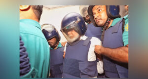 সাবেক প্রধান বিচারপতি খায়রুল হক ৭ দিনের রিমান্ডে