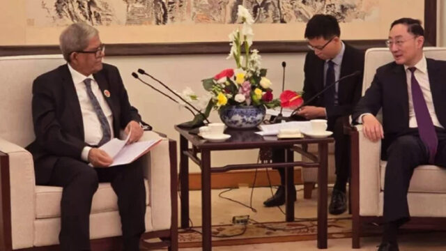 Chinese Envoy By Fakhrul