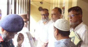 কারাগারে ধর্মীয় উপদেষ্টার সাথে আওয়ামী লীগের তিন প্রাক্তন এমপির ছবি ভাইরাল, নানা আলোচনার জন্ম