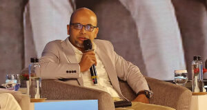 বিটিসিএলের ৫-জি প্রকল্প: বিশেষ সহকারী ফয়েজ নাহিদের বন্ধ করে দেওয়া ক্রয়ের প্রস্তাব ঠেকিয়ে দিলেন