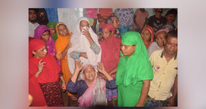 কিশোরীকে ছুরিকাঘাতে নির্যাতন, বাঁচাতে গিয়ে ২ জনের মৃত্যু