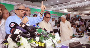 নির্বাচন যত বিলম্বিত হবে, বাংলাদেশ তত পিছিয়ে পড়বে: মির্জা ফখরুল