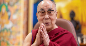 দালাই লামা বলেছেন যে তাঁর মৃত্যুর পরে তাঁর উত্তরসূরী থাকবেন