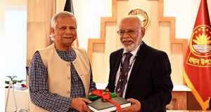 আরও ৭৮ জন অবসরপ্রাপ্ত সরকারি কর্মকর্তাকে ভূতাপেক্ষ পদোন্নতির জন্য সুপারিশ করা হয়েছে।