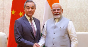 বেইজিংয়ের শীর্ষ কূটনীতিক সফর শেষ করার সাথে সাথে চীন ও ভারত বিমান চলাচল পুনরায় শুরু করার প্রতিশ্রুতি দিয়েছে China, India pledge to resume flights as Beijing's