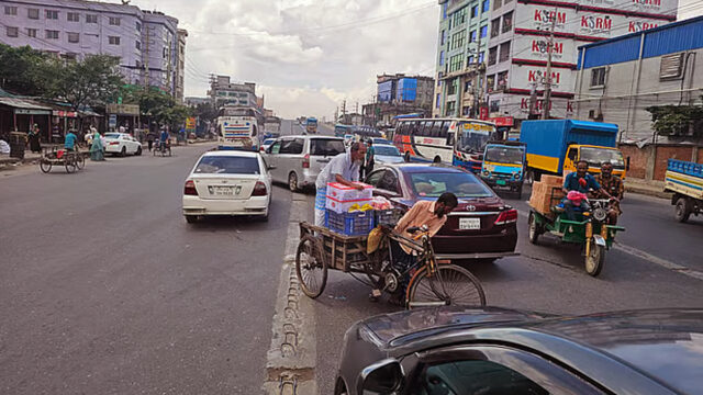 Commissioner Stays In Dhaka