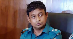 সাবেক ডিবি প্রধান হারুনসহ ১৭ পুলিশ কর্মকর্তা বরখাস্ত