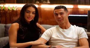 দীর্ঘদিনের বান্ধবী জর্জিনার সাথে অবশেষে বাগদান সেরে ফেললেন ক্রিশ্চিয়ানো রোনালদো Georgina And Ronaldo