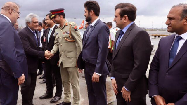 Ishaq Dar Arrives In Dhaka