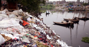 মাইক্রোপ্লাস্টিক দূষণ: কর্ণফুলী নদী আরও ঝুঁকিতে
