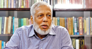 সাশ্রয়ী মূল্যে নিরবচ্ছিন্ন বিদ্যুৎ সরবরাহ নিশ্চিত করার প্রচেষ্টা চলছে: উপদেষ্টা