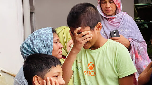 Relatives Are Crying After Losing Four Family Members Relatives are crying after losing four family members