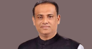 যুক্তরাজ্যে প্রাক্তন ভূমিমন্ত্রী সাইফুজ্জামান চৌধুরীর সম্পত্তি বিক্রি হচ্ছে