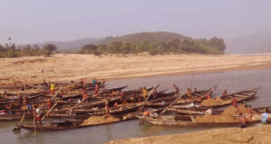 সিলেট: বালি লুটপাটের বিষয়ে ‘ঐক্যমত্য’