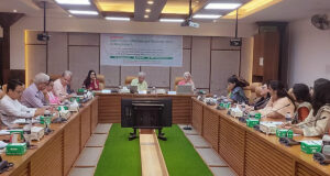 পুরুষদের তুলনায় নারীরা ৩ থেকে ৪ গুণ বেশি গৃহস্থালির কাজ করেন