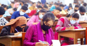 ৪৭তম বিসিএস প্রিলিমিনারি পরীক্ষা আজ: ৩,৭৪,০০০ এরও বেশি আবেদনকারী, কঠোর নির্দেশিকা অনুসরণ করতে হবে