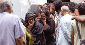 বিদায় জানিয়েছেন জাহাঙ্গীরনগর বিশ্ববিদ্যালয়ের শিক্ষক জান্নাতুল ফেরদৌস