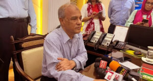 আইনশৃঙ্খলার সামান্য অবনতি স্বীকার করলেন স্বরাষ্ট্র উপদেষ্টা