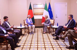 āĻŦāĻžāĻāϞāĻžāĻĻā§āĻļāĻŋāĻĻā§āϰ āύāĻŋāϰāĻžāĻĒāĻĻ āĻ
āĻāĻŋāĻŦāĻžāϏāύ āύāĻŋāϝāĻŧā§ āĻāϤāĻžāϞāĻŋāϰ āĻĒā§āϰāϧāĻžāύāĻŽāύā§āϤā§āϰā§āϰ āĻĒā§āϰāϧāĻžāύ āĻāĻĒāĻĻā§āώā§āĻāĻžāϰ āĻāϞā§āĻāύāĻž