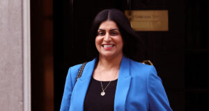 কায়ার স্টারমার শাবানা মাহমুদকে পররাষ্ট্রমন্ত্রী হিসেবে নিয়োগ করেছেন