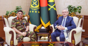 সেনাপ্রধান ওয়াকার-উজ-জামানের সাথে ইউরোপীয় ইউনিয়নের রাষ্ট্রদূতের সাক্ষাৎ