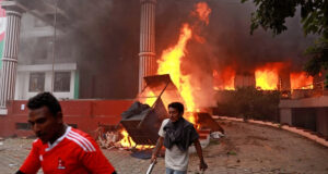 নেপালের বিক্ষোভকারীরা সংসদ ভবনে আগুন ধরিয়ে দিয়েছে: মুখপাত্র