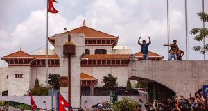 নেপালে সোশ্যাল মিডিয়া নিষেধাজ্ঞার বিরুদ্ধে ‘জেনারেল জেড’ বিক্ষোভে ১৪ জন নিহত