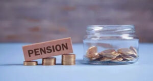 ইউনিভার্সাল পেনশন স্কিম থেকে কীভাবে ঋণ নেবেন