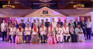 10 জন শিক্ষক প্রিয় শিখখোক পুরস্কার পেয়েছেন