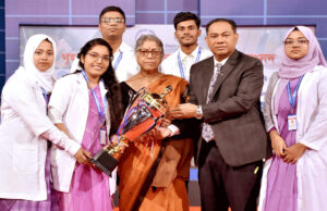 āύāĻžāϰ⧠āϏāĻāϏā§āĻāĻžāϰ āĻāĻŽāĻŋāĻļāύā§āϰ āĻĒā§āϰāϧāĻžāύ āĻā§āĻšāĻāϰā§āĻŽā§āĻĻā§āϰ āĻ
āϧāĻŋāĻāĻžāϰ āϰāĻā§āώāĻžāϰ āĻāύā§āϝ āύā§āϝāĻžāϝāĻŧāĻĒāĻžāϞā§āϰ āĻĒā§āϰāϤāĻŋ āĻāĻšā§āĻŦāĻžāύ āĻāĻžāύāĻŋāϝāĻŧā§āĻā§āύ