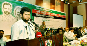 উপদেষ্টা মাহফুজ আলমের মন্তব্যে বিভ্রান্তি এড়াতে অন্তর্বর্তীকালীন সরকারের বিবৃতি