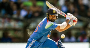 রোহিতের দুর্দান্ত পারফর্মেন্সে অস্ট্রেলিয়ার বিপক্ষে ভারতের ২৬৪/৯ রানের সংগ্রহ