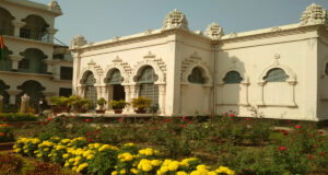 রাজশাহীর শতাব্দী প্রাচীন নিদর্শন প্রদর্শন করছে বরেন্দ্র গবেষণা জাদুঘর