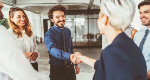 কোন চাকরিটি আসলে ভালো? ৫টি মানদণ্ড যা জানা উচিত