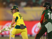 মহিলা বিশ্বকাপ: বাংলাদেশকে হারিয়ে সেমিফাইনালে অস্ট্রেলিয়া