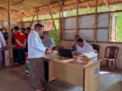 ১০,০০০ রোহিঙ্গা সিম কার্ড পাবে, প্রথম দিনেই ১০০ জন পাবে