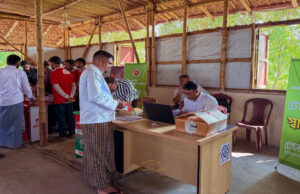 ১০,০০০ রোহিঙ্গা সিম কার্ড পাবে, প্রথম দিনেই ১০০ জন পাবে