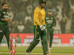 দক্ষিণ আফ্রিকাকে দ্বিতীয় টি-টোয়েন্টি জয় দিয়েছে পাকিস্তান, আশরাফ-মির্জার ঝাঁপিয়ে পড়লেন দক্ষিণ আফ্রিকা