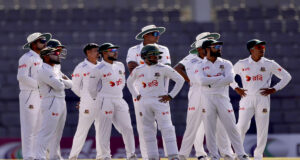 বোলাররা আয়ারল্যান্ডকে ২৮৬ রানে গুটিয়ে দেওয়ার পর বাংলাদেশের ওপেনাররা জ্বলে ওঠেন।