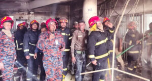 বাংলাদেশ মেডিকেল বিশ্ববিদ্যালয়ের আগুন নিয়ন্ত্রণে